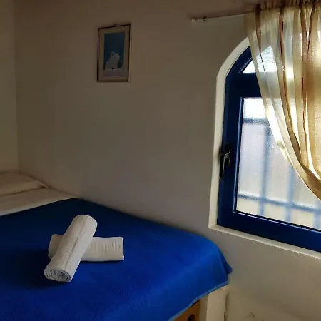 Korina August Opportunity Apartment Naxos City